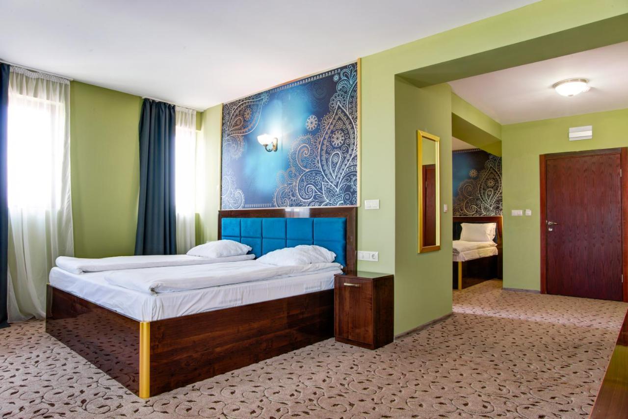 Alchemist Residence Von Goldenburg Belashtitsa Экстерьер фото