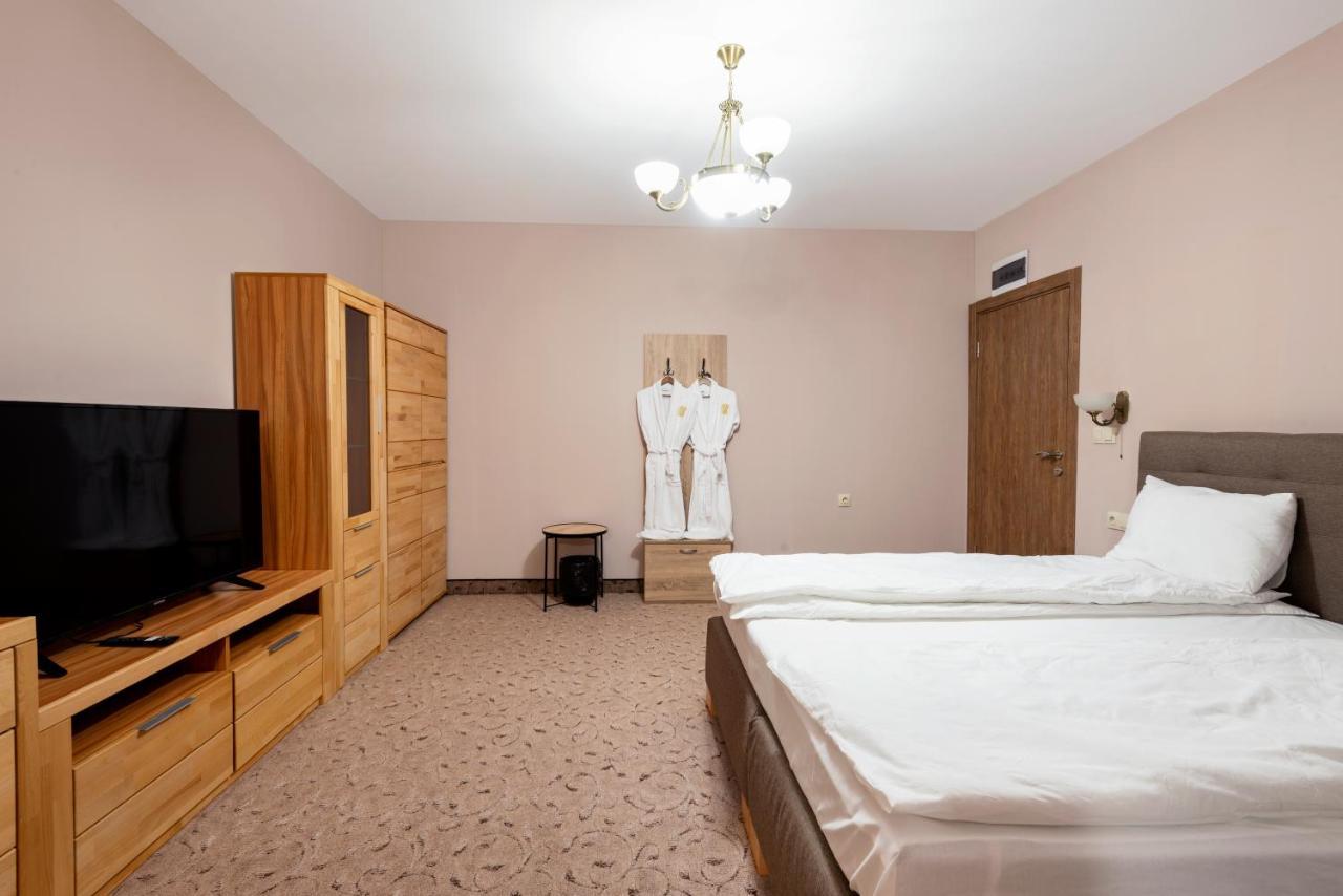 Alchemist Residence Von Goldenburg Belashtitsa Экстерьер фото
