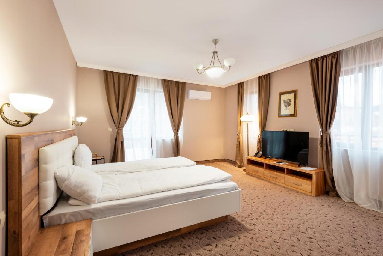 Alchemist Residence Von Goldenburg Belashtitsa Экстерьер фото