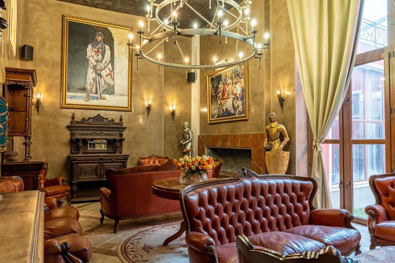 Alchemist Residence Von Goldenburg Belashtitsa Экстерьер фото